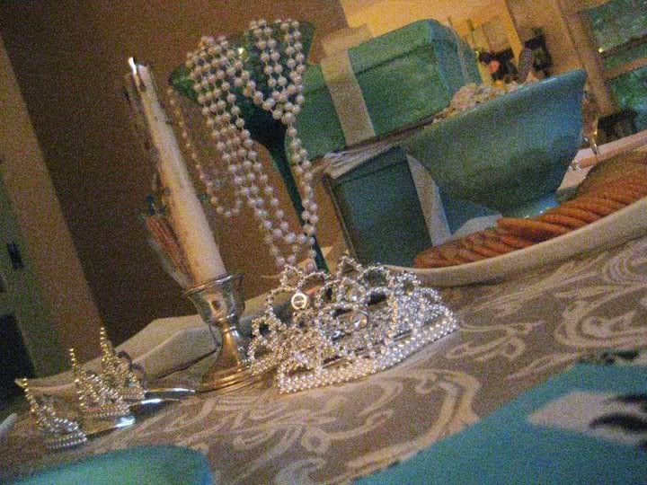 This weekend I hosted a Breakfast at Tiffany 39s themed lingerie shower for my