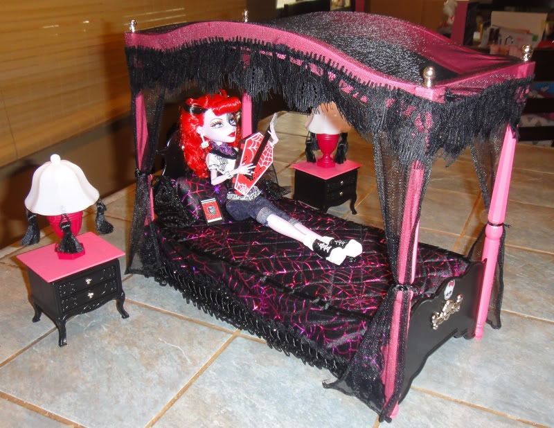 Monster High Custom Canopy Bed set for Operetta, drop dead dolls.House Furniture eBay