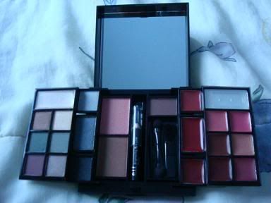 Mini makeup collection