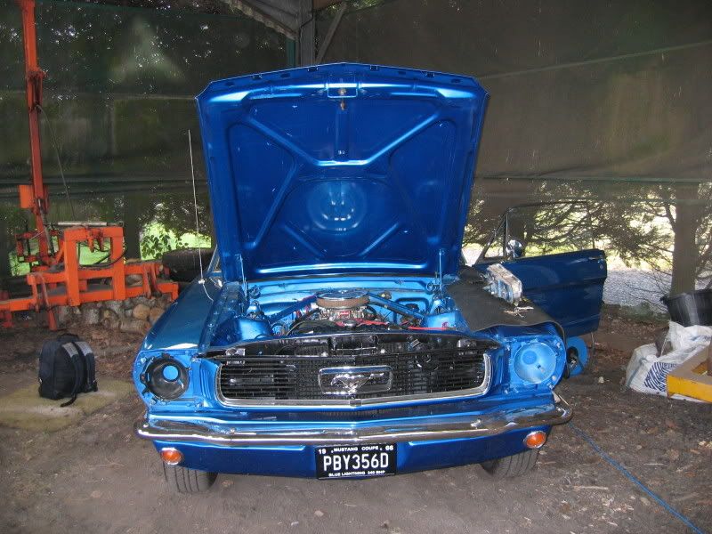 302 4V Engine - 1968 Mustang