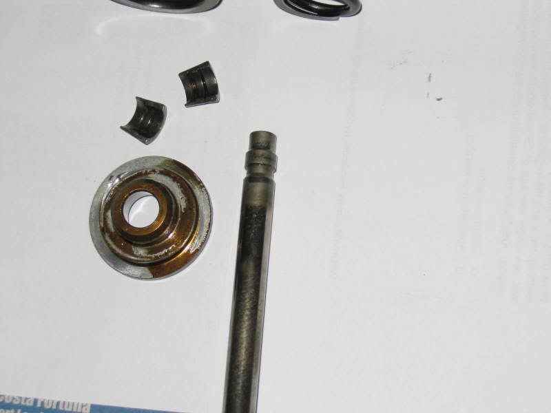 damaged aluminium valve retainer