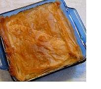 Pot pie with phyllo crust