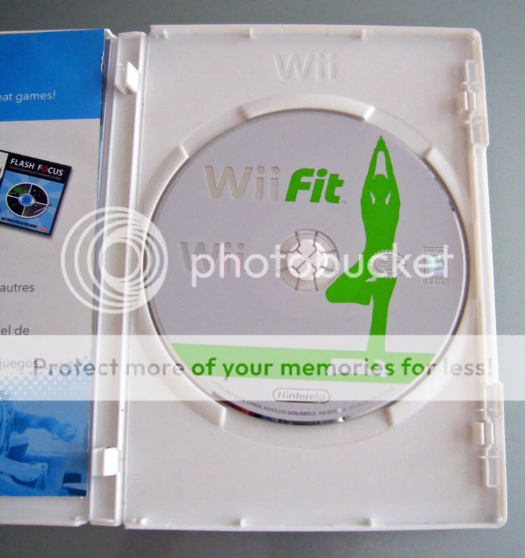 Wii Fit (Nintendo Wii) 045496901073  