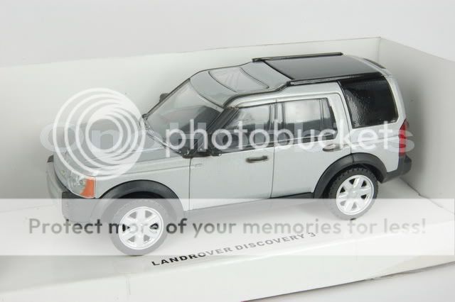 Rastar Land Rover Discovery 3 1/43 die cast new (Silver)  